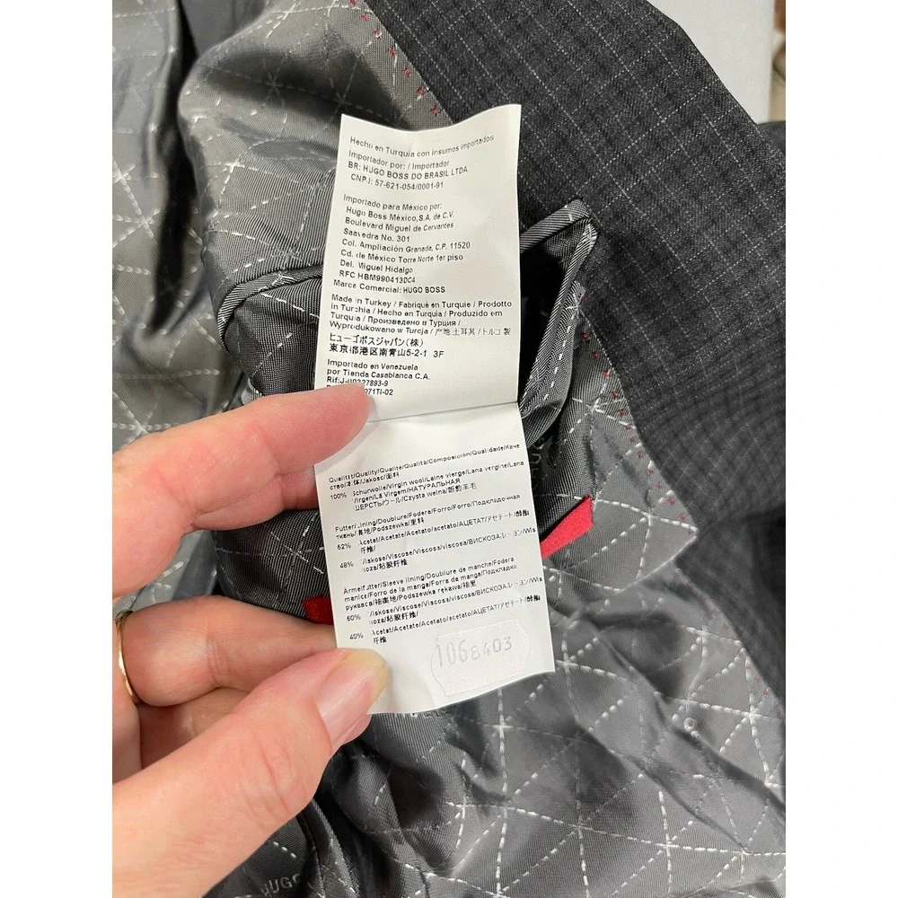 Hugo Boss Mens Blazer 44L Gray Plaid 100% Wool Sport Coat Evening Wedding Easter